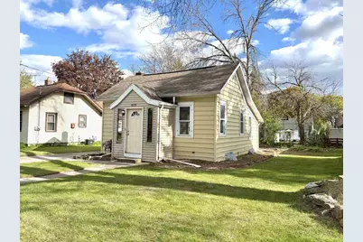 829 Grant Street, Appleton, WI 54914 - Photo 2