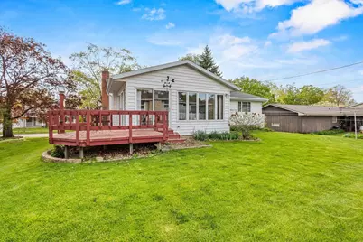 1742 N Douglas Street, Appleton, WI 54914 - Photo 2