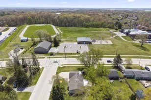 1436 Crestwood Dr, Green Bay, WI 54313 - Photo 42