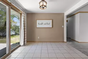 1436 Crestwood Dr, Green Bay, WI 54313 - Photo 12