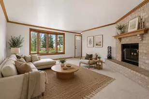 1436 Crestwood Dr, Green Bay, WI 54313 - Photo 2