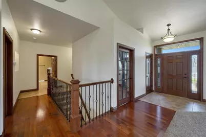 334 Whispering Creek Court, Green Bay, WI 54303 - Photo 2