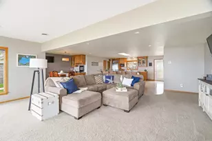 201 N Pike St, Cecil, WI 54111 - Photo 10