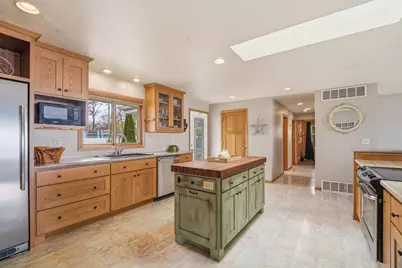 201 N Pike Street, Cecil, WI 54111 - Photo 4