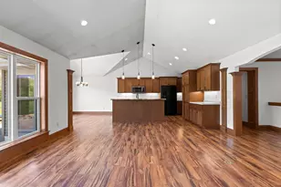 1923 Paris Ln, De Pere, WI 54115 - Photo 10