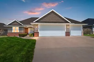 1923 Paris Ln, De Pere, WI 54115 - Photo 60