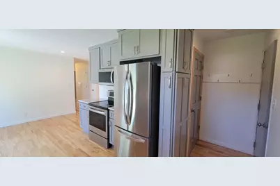 895 Martin Avenue, Fond du Lac, WI 54935 - Photo 10