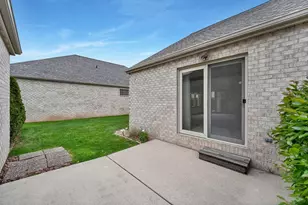 518 N Langlade Ct, Green Bay, WI 54301 - Photo 44