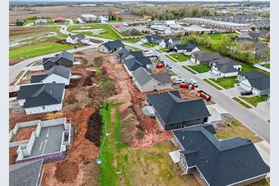 1423 Crossroads Drive, De Pere, WI 54115 - Photo 4