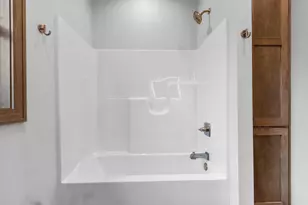 1423 Crossroads Dr, De Pere, WI 54115 - Photo 48