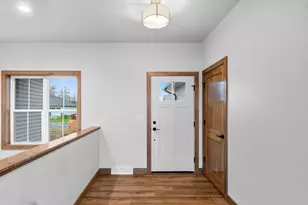 1423 Crossroads Dr, De Pere, WI 54115 - Photo 14