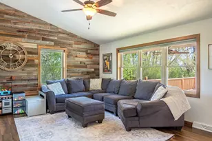 3102 Heise Rd, Omro, WI 54963 - Photo 12