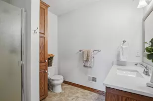 W8844 Hackett Ln, Hortonville, WI 54944 - Photo 52