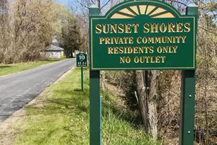 6039 Sunset Shores Rd, Luxemburg, WI 54217 - Photo 10