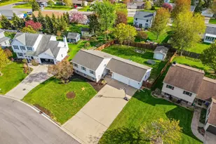 2124 Kensington Ln, Green Bay, WI 54311 - Photo 36