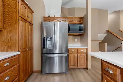 2124 Kensington Lane, Green Bay, WI 54311 - Photo 10