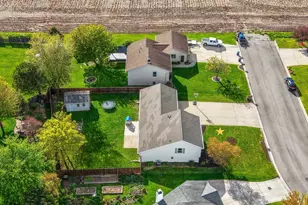 2124 Kensington Ln, Green Bay, WI 54311 - Photo 38