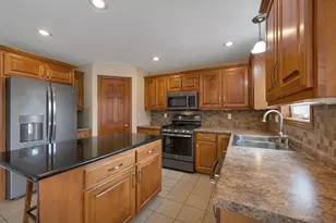 2085 Bracton Rd, Suamico, WI 54173 - Photo 14