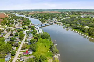 739 Park St, Wrightstown, WI 54180 - Photo 46