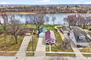 739 Park St, Wrightstown, WI 54180 - Photo 38