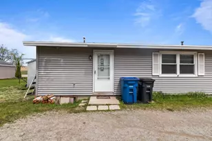 1331 Broad St, Oshkosh, WI 54901 - Photo 28