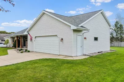 2067 Elvira Way, Green Bay, WI 54313 - Photo 48
