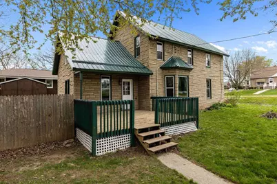 807 Wisconsin Avenue, Kaukauna, WI 54130 - Photo 2