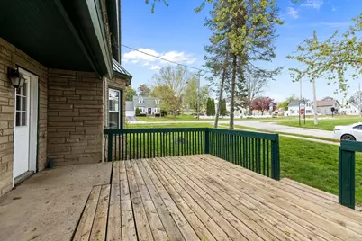 807 Wisconsin Avenue, Kaukauna, WI 54130 - Photo 4
