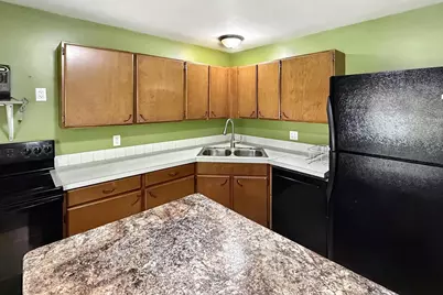236 Washington Street, Berlin, WI 54923 - Photo 4