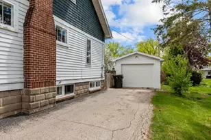 612 W Buck St, New London, WI 54961 - Photo 48