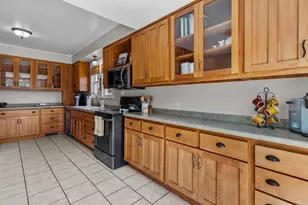 612 W Buck St, New London, WI 54961 - Photo 16
