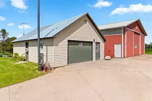 4360 Reighmoor Rd, Omro, WI 54963 - Photo 46
