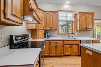 3076 Essen Road, Green Bay, WI 54311 - Photo 12