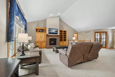 3076 Essen Road, Green Bay, WI 54311 - Photo 6