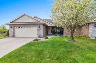 1031 Misty Meadow Cir, De Pere, WI 54115 - Photo 42