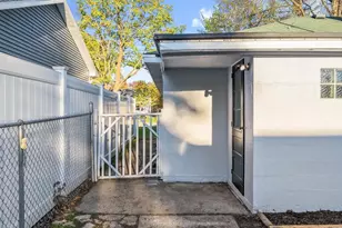 1029 Neville Ave, Green Bay, WI 54303 - Photo 18