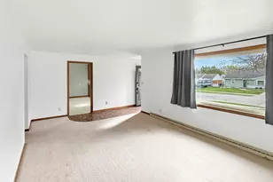 1520 S Ridge Rd, Green Bay, WI 54304 - Photo 6