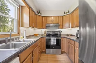 510 Silver Spring Dr, Green Bay, WI 54303 - Photo 10