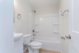 2009 Preble Ave, Green Bay, WI 54302 - Photo 18
