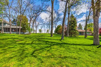 Edgewood Lane, Oshkosh, WI 54904 - Photo 8