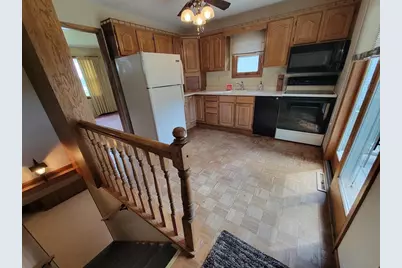 135 Burnett Street, Beaver Dam, WI 53916 - Photo 10