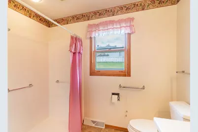 2750 St Anthony Drive, Green Bay, WI 54311 - Photo 24