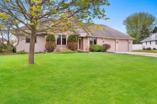 821 Ash St, Green Bay, WI 54313 - Photo 4