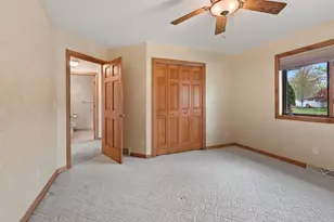 821 Ash St, Green Bay, WI 54313 - Photo 32
