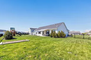 1636 Drusillas Way, Green Bay, WI 54313 - Photo 32