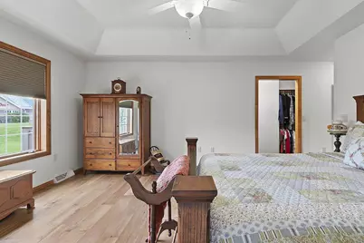 394 Woodfield Drive, Green Bay, WI 54313 - Photo 32