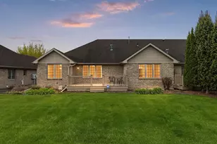 394 Woodfield Dr, Green Bay, WI 54313 - Photo 44