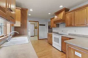 394 Woodfield Dr, Green Bay, WI 54313 - Photo 22