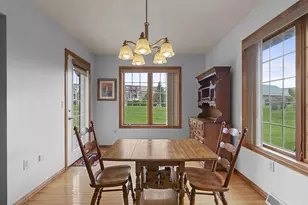 394 Woodfield Dr, Green Bay, WI 54313 - Photo 18