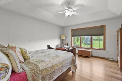 394 Woodfield Drive, Green Bay, WI 54313 - Photo 30